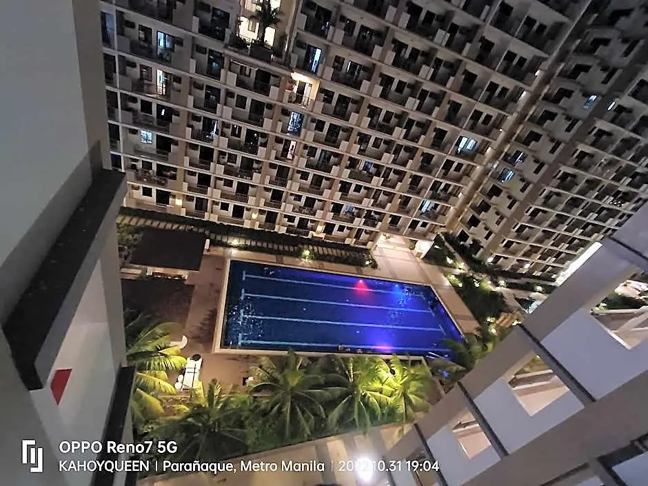 2 Bedroom Type Unit Near Airport Hotel Manila