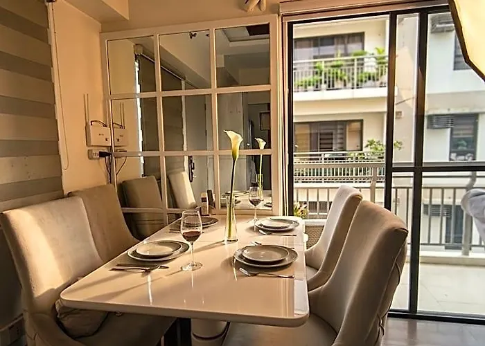 2 Bedroom Type Unit Near Airport * Manila