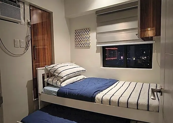 2 Bedroom Type Unit Near Airport Hotel
